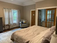 Secluded  family retreat within minutes of Woodstock village Hotels near Saugerties Marina