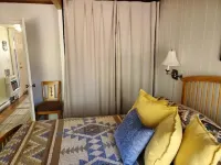 Tiny, Quiet, 2nd-Story, Private Condo with No TV Hotels in Angel Fire