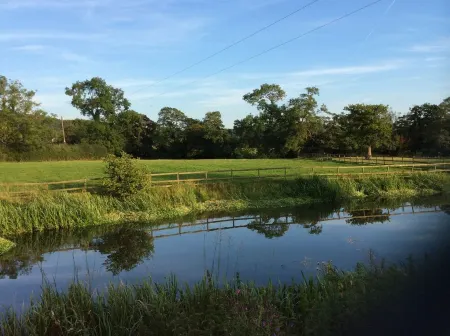THE HAYLOFT CHESHIRE- A Brand new stunning barn conversion.