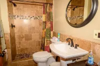 The Log Cabin at PeaceRidge Hotels in Wilmington