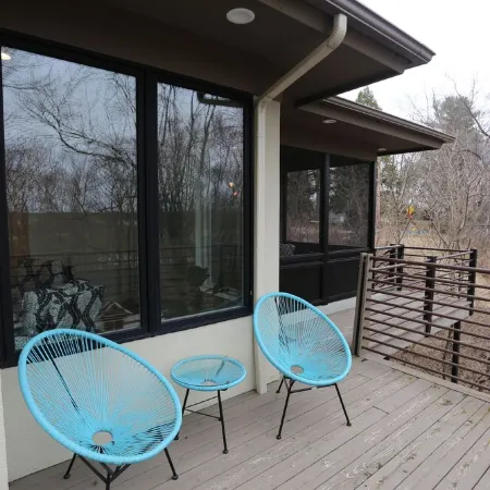 Treetop Retreat With Seasonal Views of the Kalamazoo River