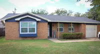 High Plains Hideaway-Cozy and convenient to TTU, LCU, Medical District and more!