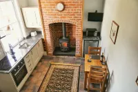 The Old Gun Room Hotels in Ellesmere