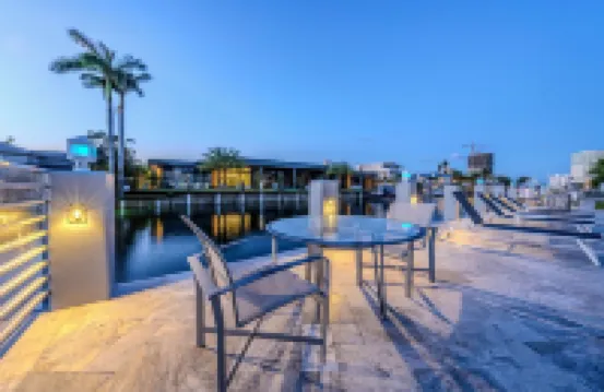 Amazing Waterfront Home with Generous Outdoor Space in Seven Isles/Las Olas