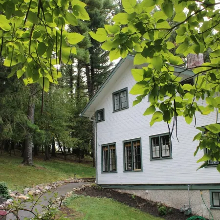 Lakeview Historic Home Guest Rave: Delicious Breakfast