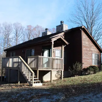 Minutes from Giant City - SIU - Shawnee Winetrail - Cedar Lake - Shawnee Forest!