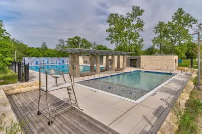 Hyde Park Guesthouse w/ Parking & Private Entry Hotels in Central Austin