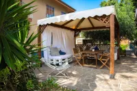 oasis of relaxation not far from the sea, parking in the inner courtyard.