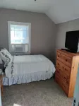 Historic Charm With Modern Comforts & Parking Near Oceanfront and Rivers Casino