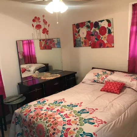 Cozy home within walking distance to Delaware Bay perfect for family