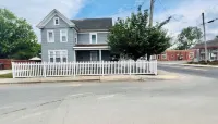 Charming 4-bedroom house in Cambridge. the hart Of Eastern Shore, with WiFi, AC
