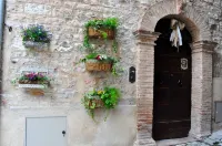 DORMIO shabby chic suite in Spello Hotels in Spello