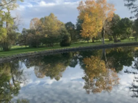 Continental travelers suite!! Spacious apartment, 5 minutes from Dorney Park !! Hotels in Allentown