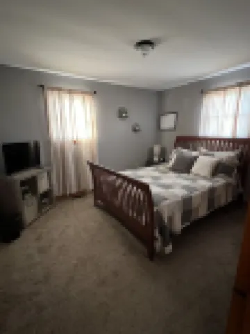 Spacious Lake House  by Lake Cumberland