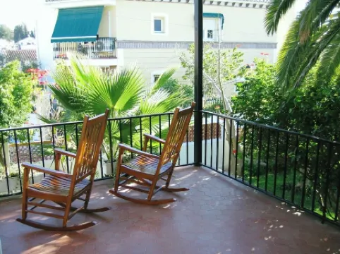 Magnificent seven bedroom detached villa in Nerja town with private pool