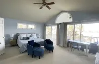 4-BR Lakefront Home with Amazing Views
