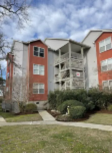 Sunset Seaker - Sound Front Condo with Pool