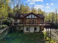 Pisgah Paradise • Private • Game Room • Large Deck - 자쿠지