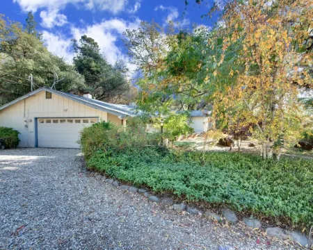 Murphys Getaway - Enjoy Wineries, Hiking, Concerts, Shopping & Small Town Charm โรงแรมในMurphys