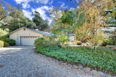 Murphys Getaway - Enjoy Wineries, Hiking, Concerts, Shopping & Small Town Charm