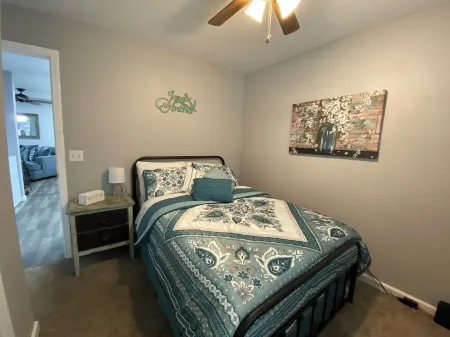 Quite and peaceful country setting just minutes from town.