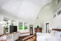 “Eden” 8Br Luxury Retreat with Pool, Spa, Concierge Near Ski and Trails