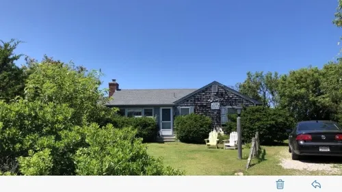 Cape Cod Dune Cottage Spectacular Ocean Views, over the dune to a private beach Hotel a Sandwich