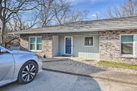 Chandler Ln Adventure Townhome at Bella Vista - Dog Friendly - 200Mgps