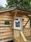 Cozy cabin close to Summersville Lake and the New River Gorge National Park!