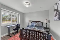 Spacious 5-bedroom retreat with AC and WiFi inSouth Ogden.  Relax in our Hot Tub