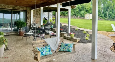 Mt. Gilead Sunrise- Country Suite close to wineries, breweries & wedding venues