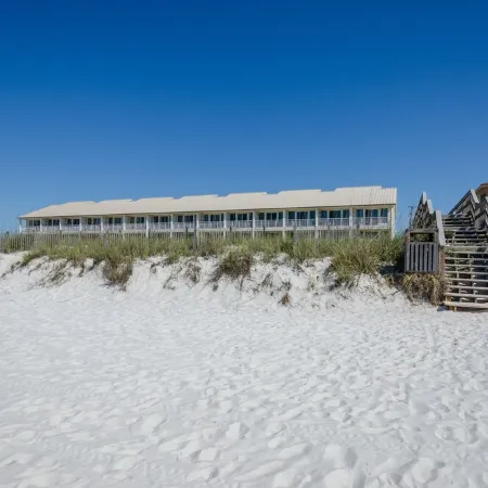 Oceanfront 3Bed 3Bath with Loads of Fun Things Inside!