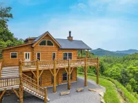 TIMBER RIDGE / LONG RANGE MOUNTAIN VIEWS / HOT TUB  / GAME ROOM / PET FRIENDLY Hotels in Broad River