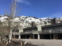 Ski In, Family Sized Teton Village Townhouse