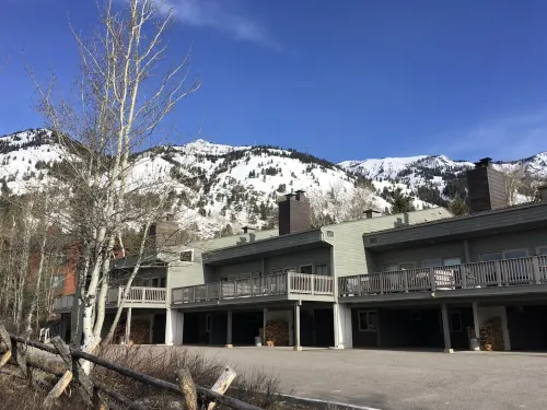 Ski In, Family Sized Teton Village Townhouse