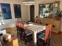 Quincy Estate 5BR/3BA for Family Stays with Fireplace Park Views & Parking