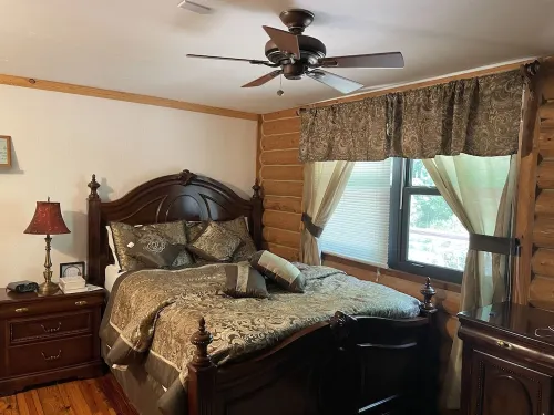 A charming cabin tucked in the woods