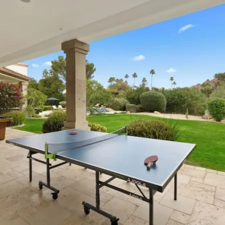 Casa de Camelback, Views & Location!