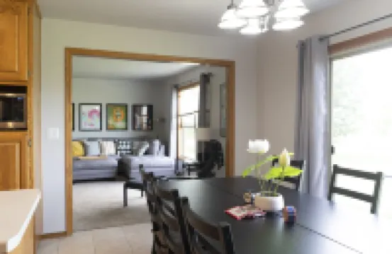 Convenient to Green Bay's beltline where you can get anywhere in 15 minutes.