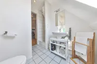Charmant Appartement à Issenheim, au Pied des Vosges, et di Vignoble Hôtels à proximité de : Maison d'accueil et de formation Saint-Michel