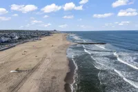 Oceanview 4 Houses to Beach!  6 Beach Passes, Chairs, Towels, Umbrellas Included