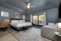 Villa D’Oro, Saltwater Pool, Hot Tub, Arcade, Foosball & Walking Trail