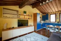 Residence of the Fruits-The Cedar- bright apartment a stone's throw from the squares!