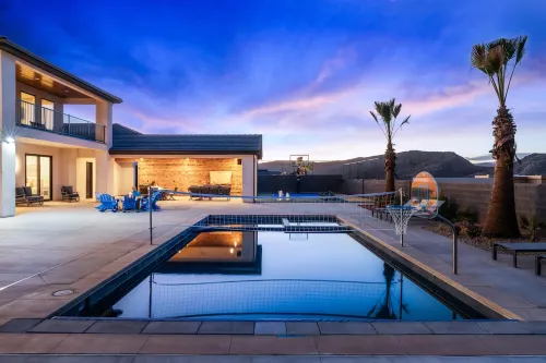 Zion Escape at Sand Hollow!  Very comfortably sleeps up to 24