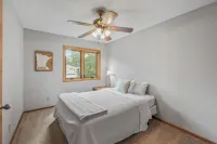 2 Story House with Gas Fireplace + Garage Parking