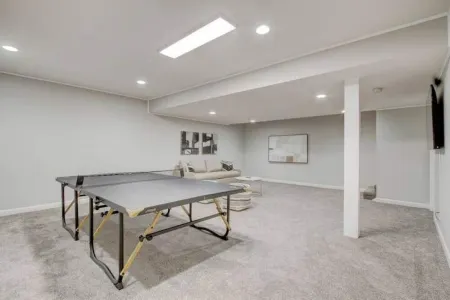 30 acre park in your back yard!