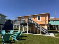 Comfy Coastal Cottage Two