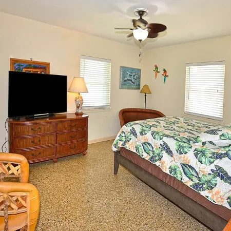 Sunburst Cottage Beachside