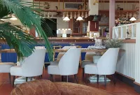 1-A-Location/Unobstructed View of the "GROSSER Jasmunder BODDEN"/Pure Nature Hotels in Neddesitz