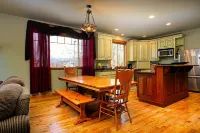 Smack Dab in the Middle of Bozeman! - Holiday bungalows